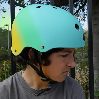 Eight Ball Kids' 8+ Helmet 5 Eight Ball Kids' 8+ Helmet - Image 5